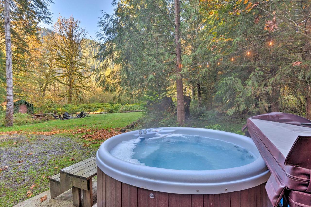 Riverfront Gold Bar Log Cabin Near Stevens Pass! Dış mekan fotoğraf