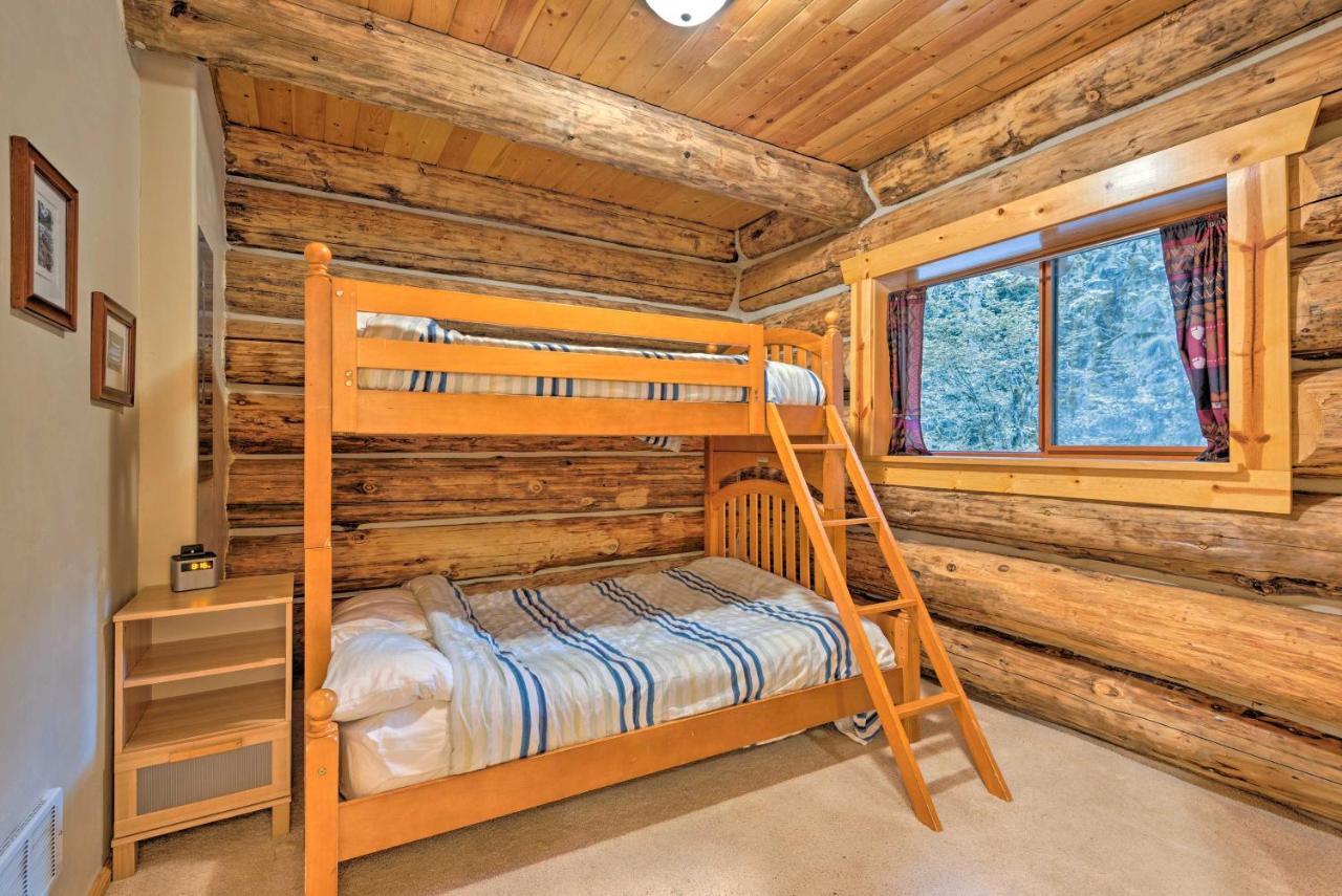 Riverfront Gold Bar Log Cabin Near Stevens Pass! Dış mekan fotoğraf